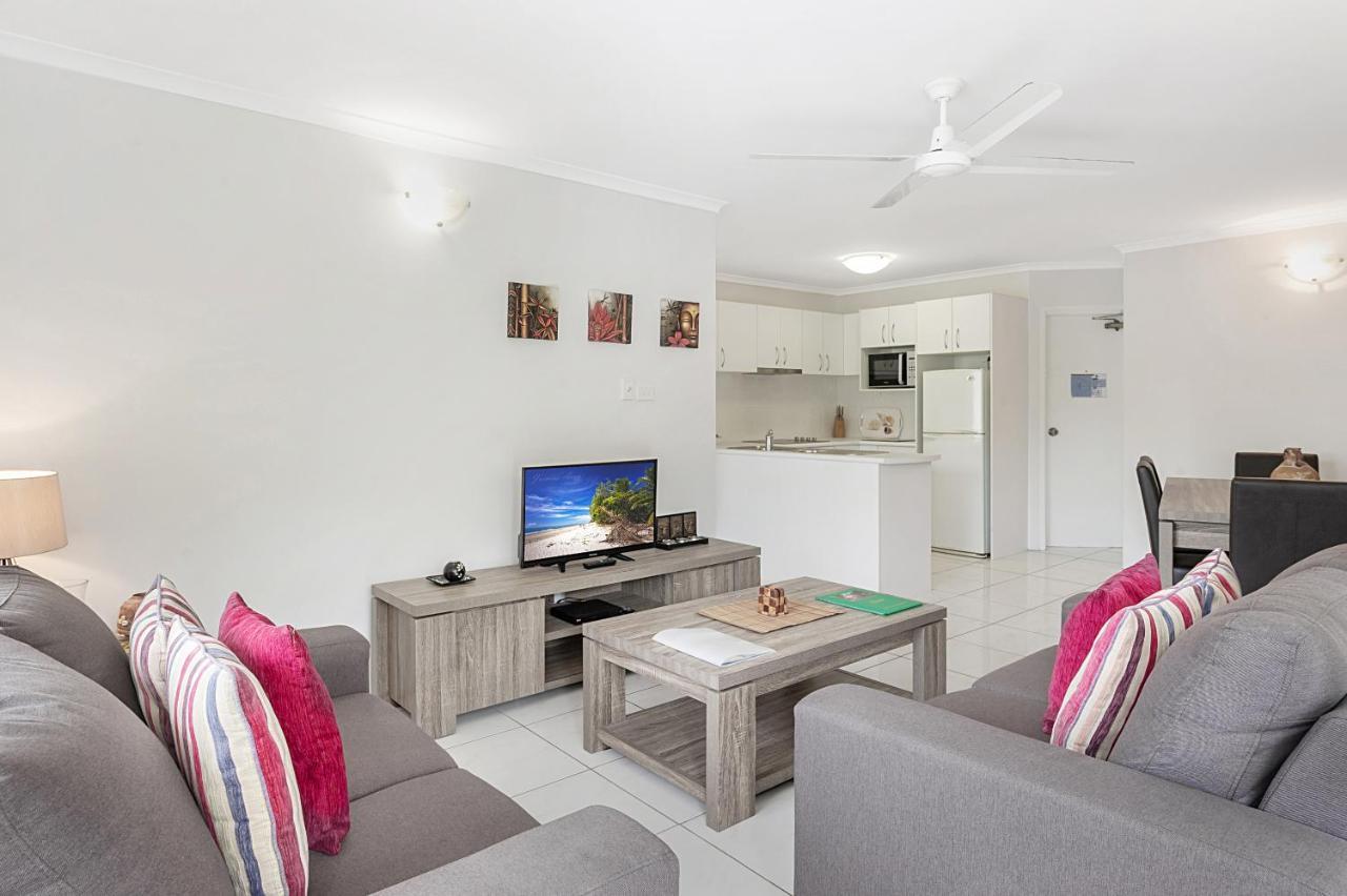 Outrigger Apartments Port Douglas Buitenkant foto